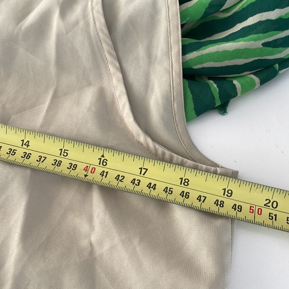 Jessica Simpson Tropical Flowing Top Green/Cream size LG - Picture 10 of 11